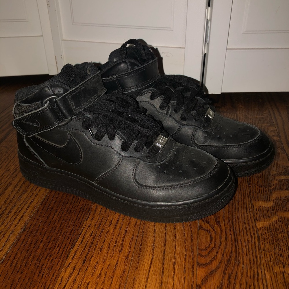 black air force 1 mid